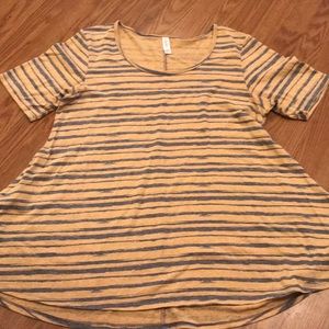 LuLaRoe Perfect Tee